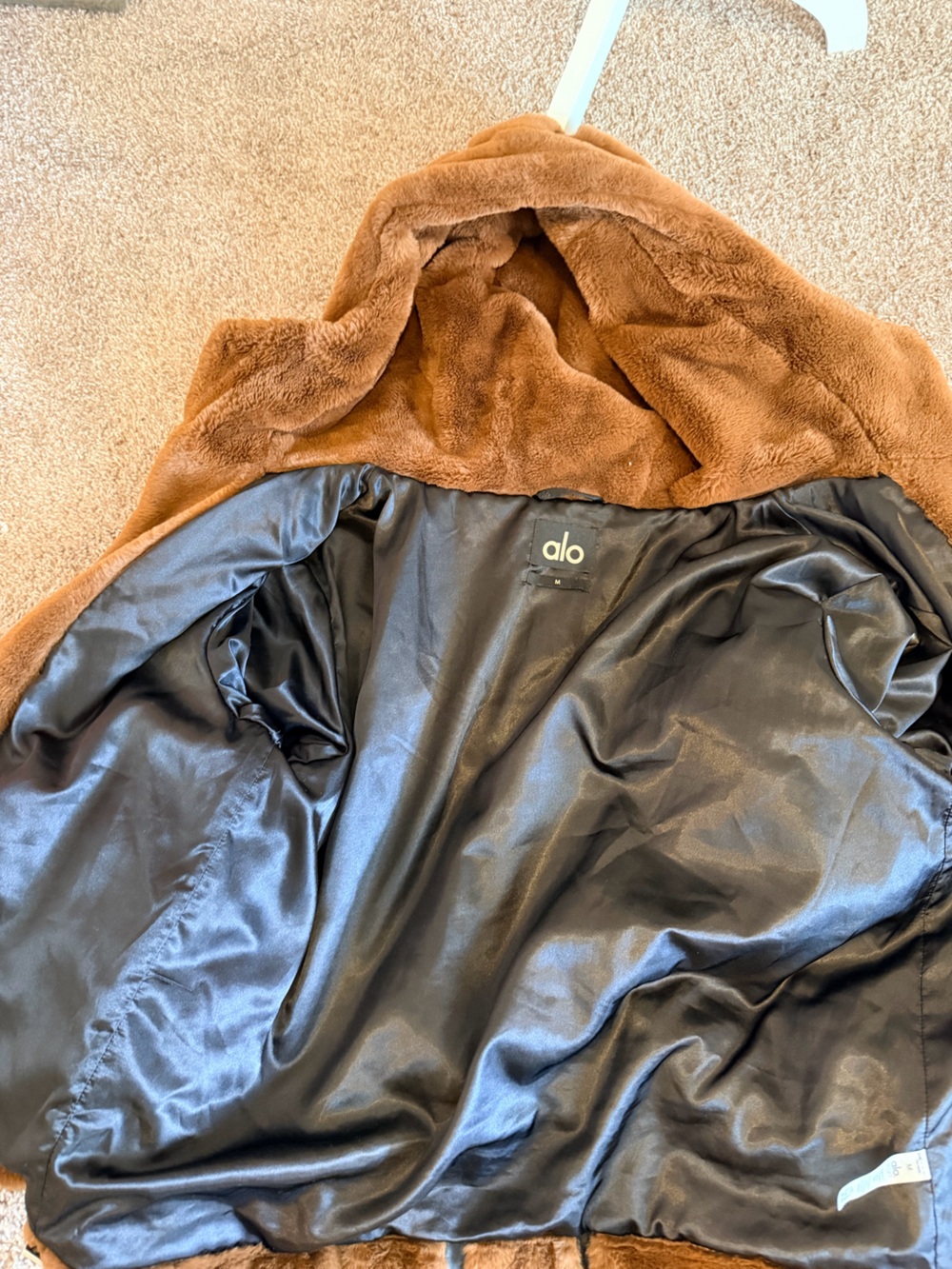 ALO Yoga Knockout Faux Fur Hooded Oversized  Jacket Chocolate Brown size medium - Picture 15 of 15